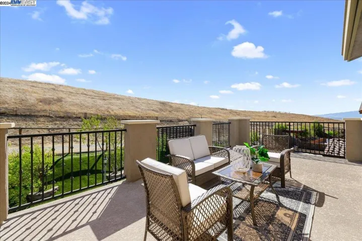 MASTER BEDROOM BALCONY