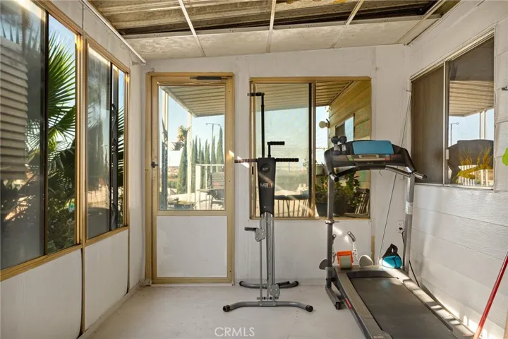 SCREENED IN PORCH