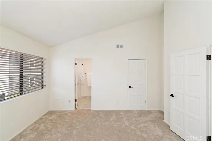 2nd Room with en-suite