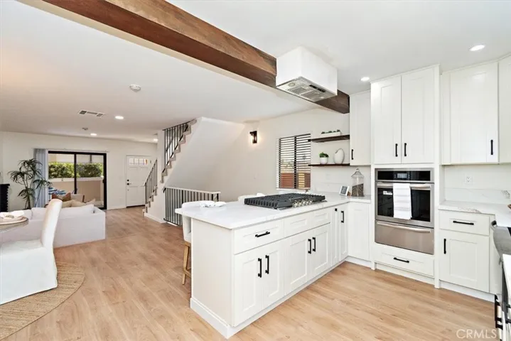 2610 Ruhland Avenue 5, Redondo Beach, California 90278