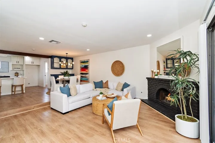 2610 Ruhland Avenue 5, Redondo Beach, California 90278