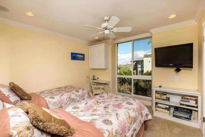 999 N Pacific St E16, Oceanside, California 92054