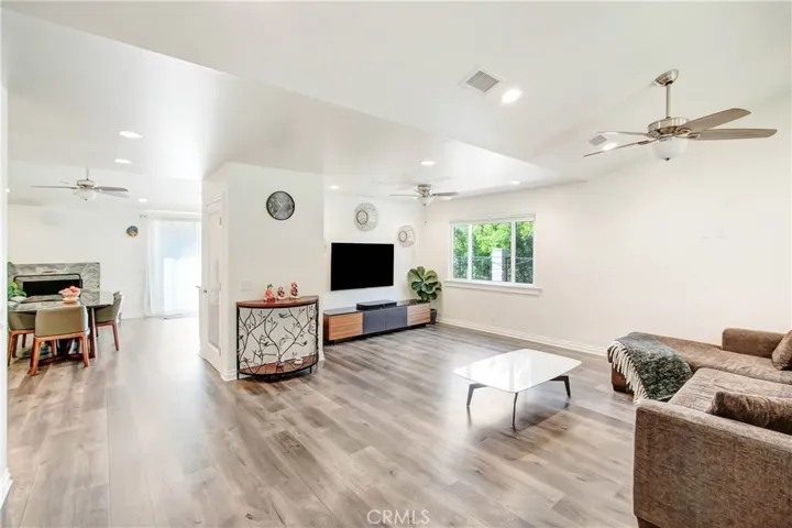 3240 Brace Canyon Road, Burbank, California 91504