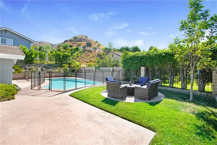 3240 Brace Canyon Road, Burbank, California 91504