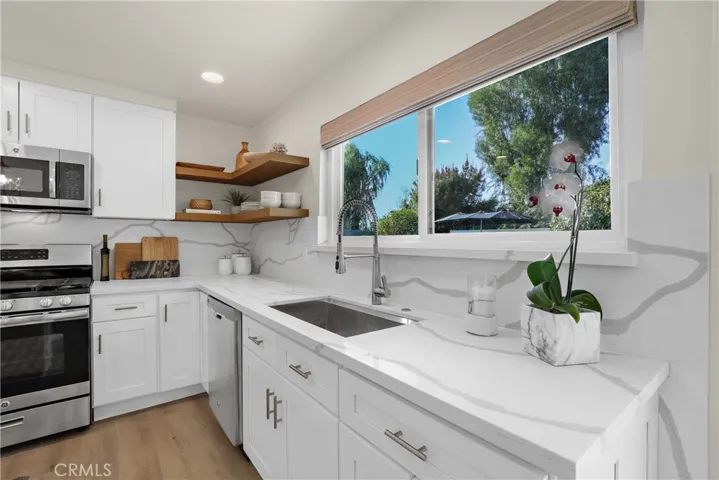 43381 Virginia Ave, Palm Desert, California 92211