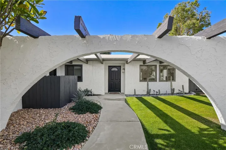 43381 Virginia Ave, Palm Desert, California 92211