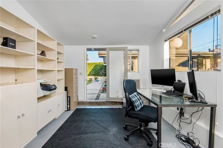 7146 E Mezzanine Way, Long Beach, California 90808