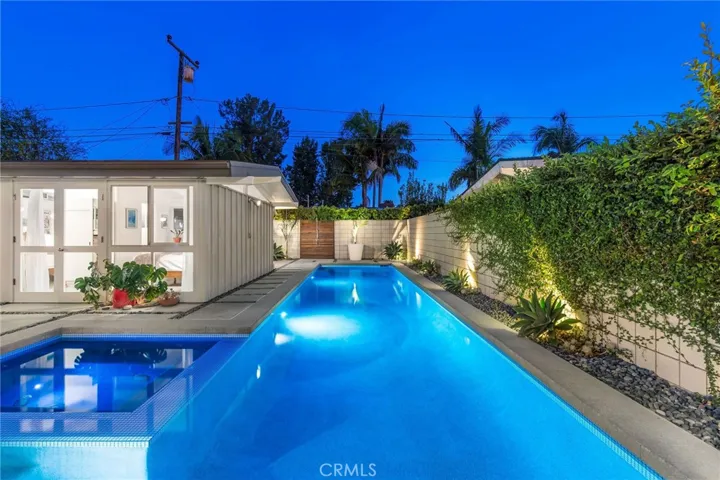 7146 E Mezzanine Way, Long Beach, California 90808