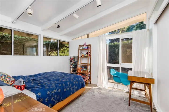 7146 E Mezzanine Way, Long Beach, California 90808