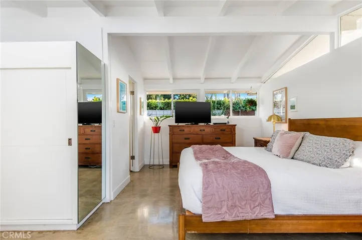 7146 E Mezzanine Way, Long Beach, California 90808
