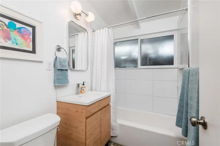 7146 E Mezzanine Way, Long Beach, California 90808