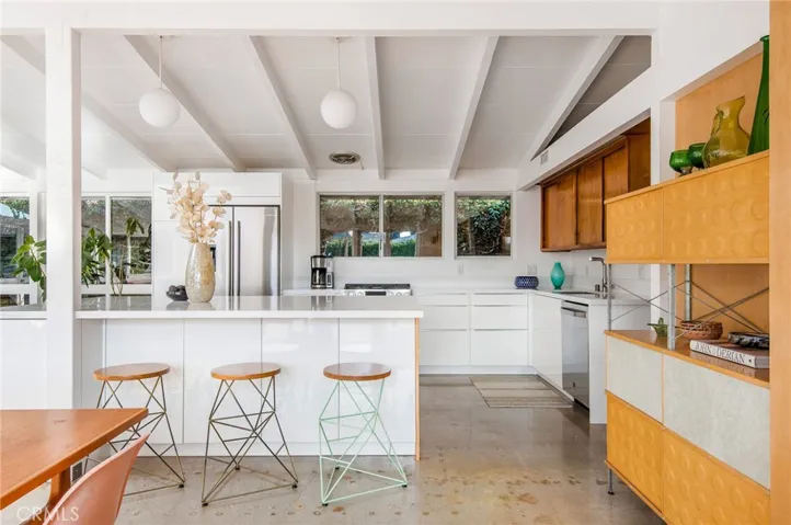 7146 E Mezzanine Way, Long Beach, California 90808