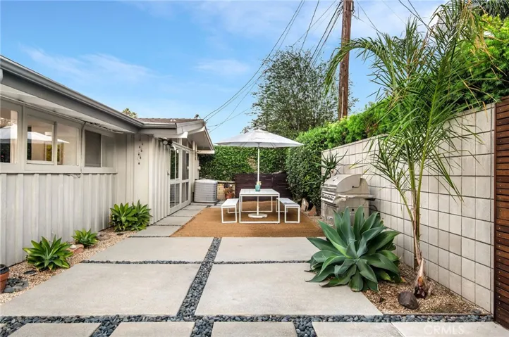 7146 E Mezzanine Way, Long Beach, California 90808