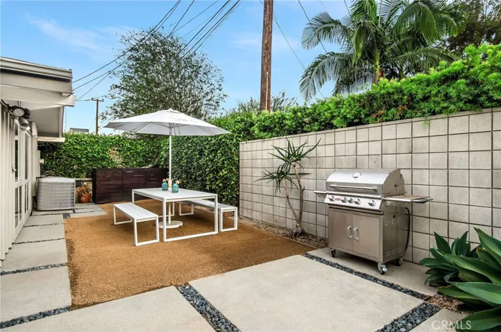 7146 E Mezzanine Way, Long Beach, California 90808