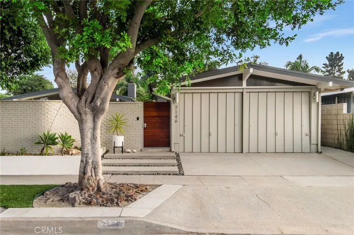 7146 E Mezzanine Way, Long Beach, California 90808