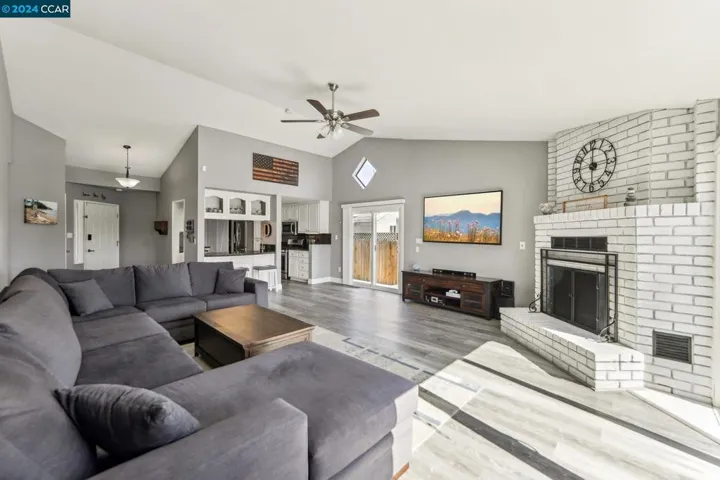 2360 Sand Point Ct, Discovery Bay, California 94505