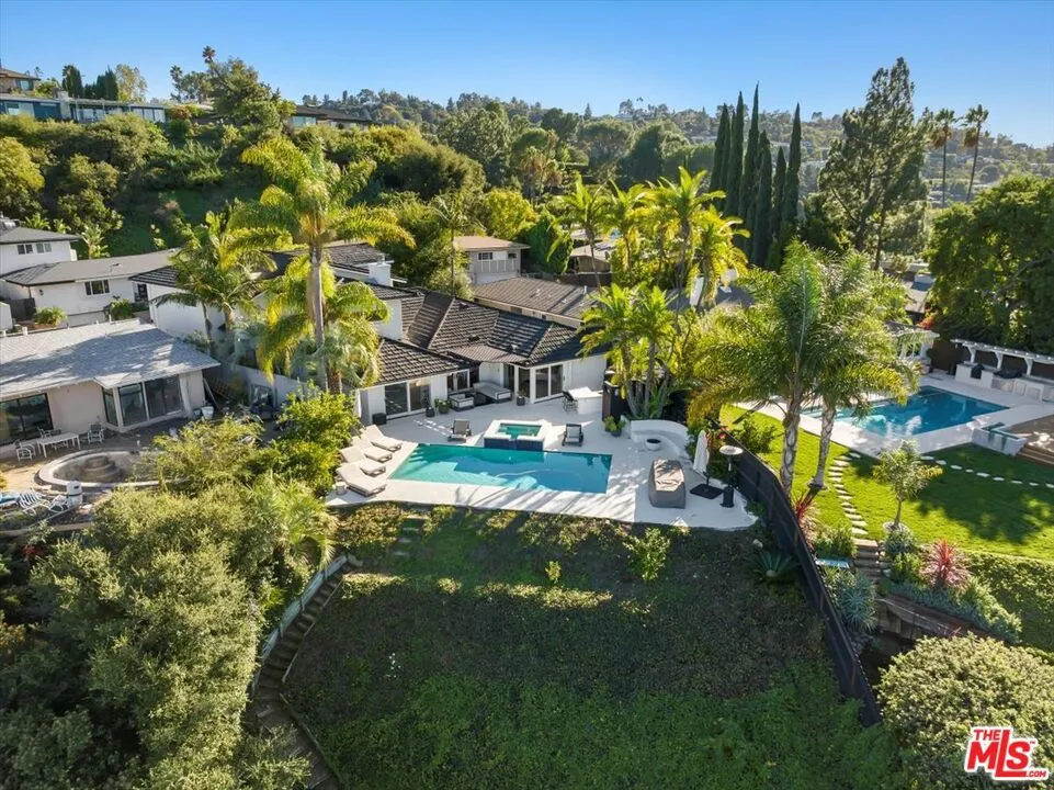 3819 Sherview Drive, Sherman Oaks, California 91403 home-pic-60