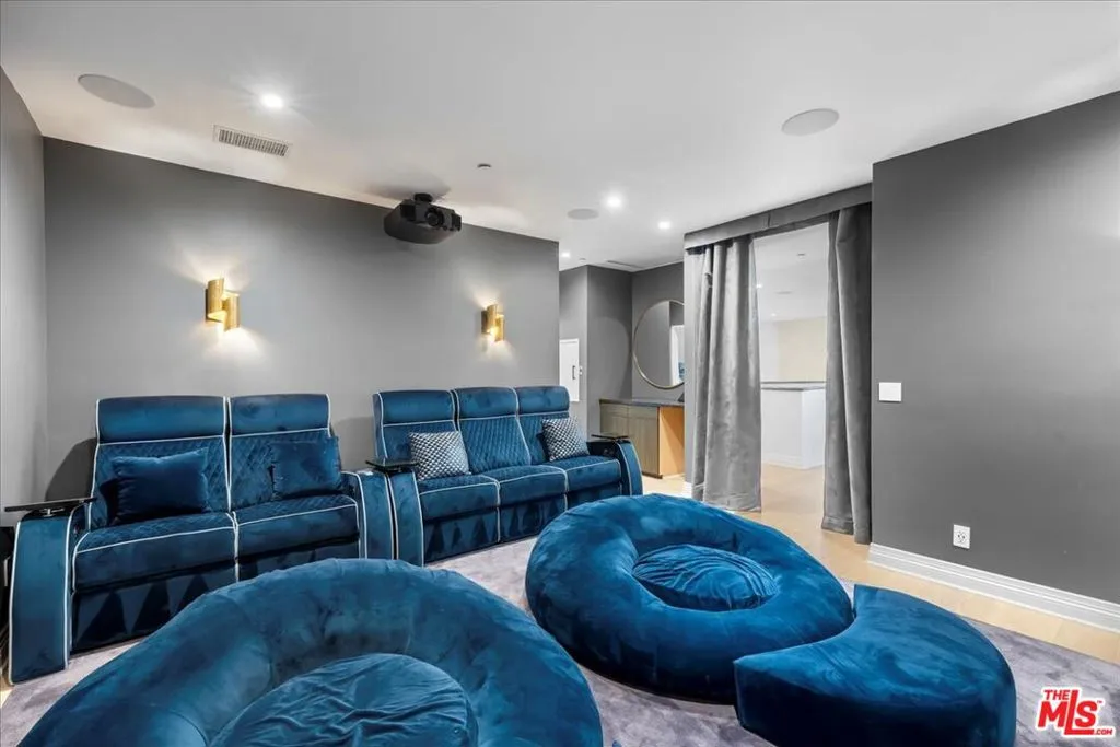 3819 Sherview Drive, Sherman Oaks, California 91403 home-pic-44