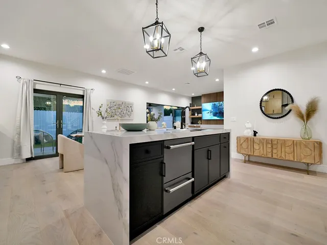 4652 Charnock Drive, Irvine, California 92604
