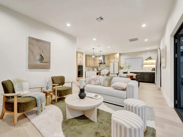 4652 Charnock Drive, Irvine, California 92604