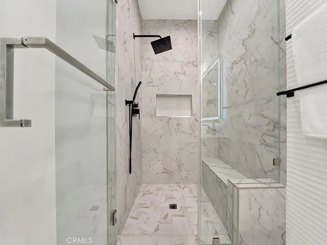 MASTER SHOWER