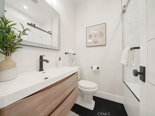 4652 Charnock Drive, Irvine, California 92604