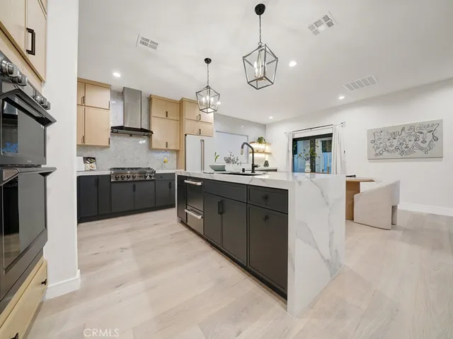 4652 Charnock Drive, Irvine, California 92604