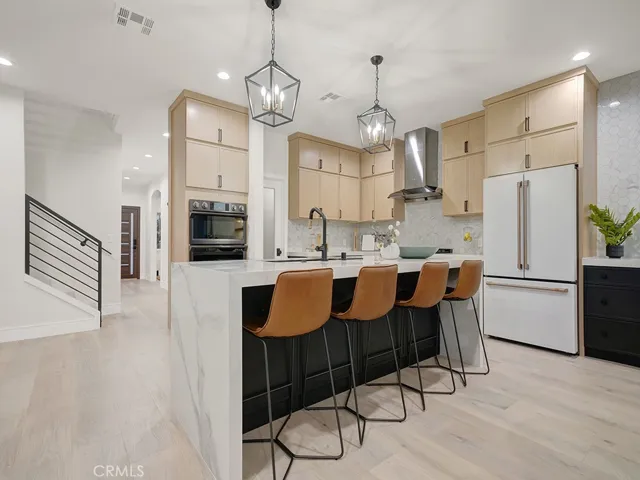 4652 Charnock Drive, Irvine, California 92604