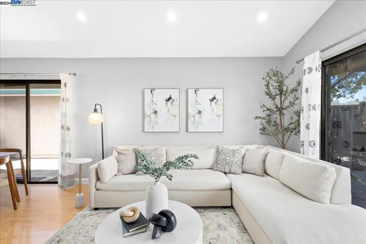 32927 Oakdale St, Union City, California 94587