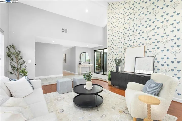 32927 Oakdale St, Union City, California 94587