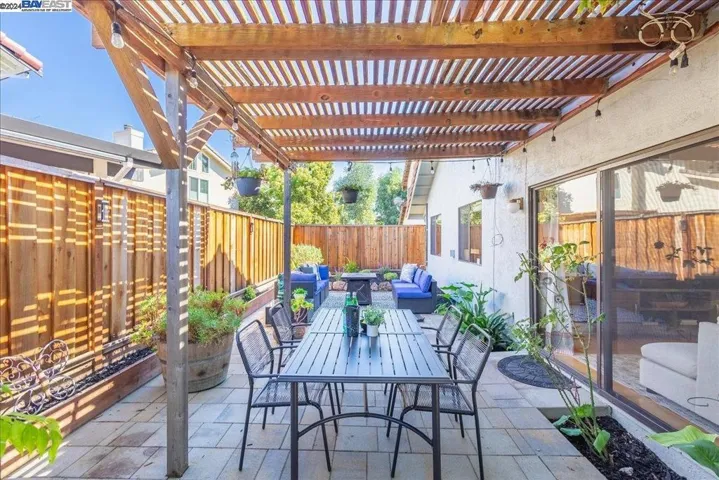 32927 Oakdale St, Union City, California 94587