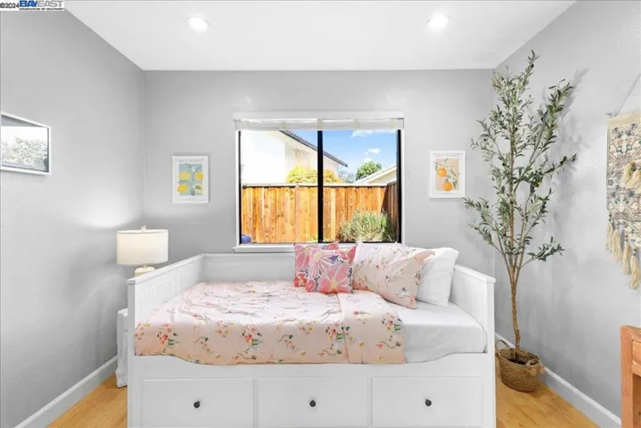 32927 Oakdale St, Union City, California 94587