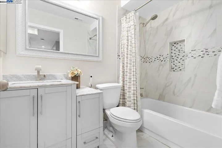 32927 Oakdale St, Union City, California 94587