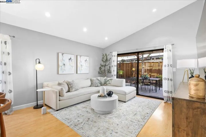 32927 Oakdale St, Union City, California 94587