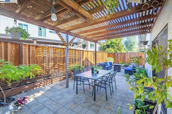 32927 Oakdale St, Union City, California 94587