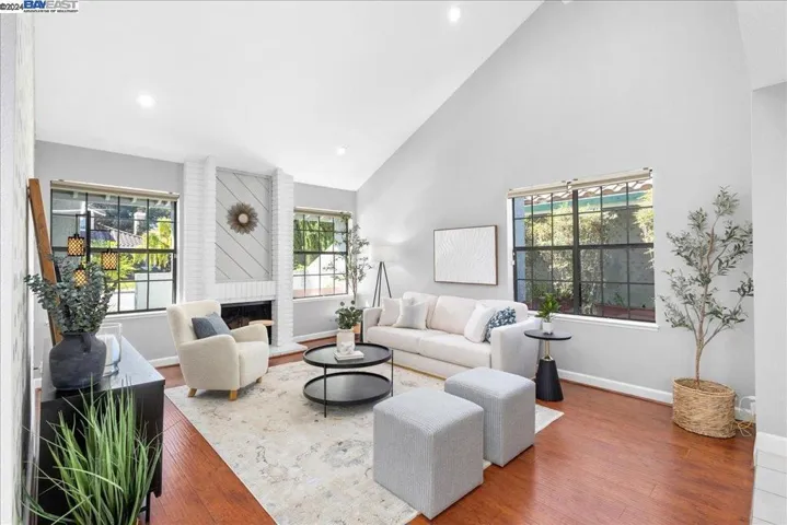 32927 Oakdale St, Union City, California 94587