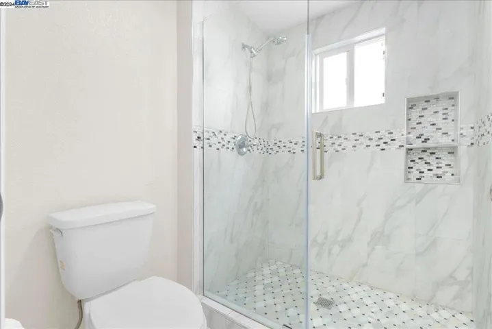 32927 Oakdale St, Union City, California 94587