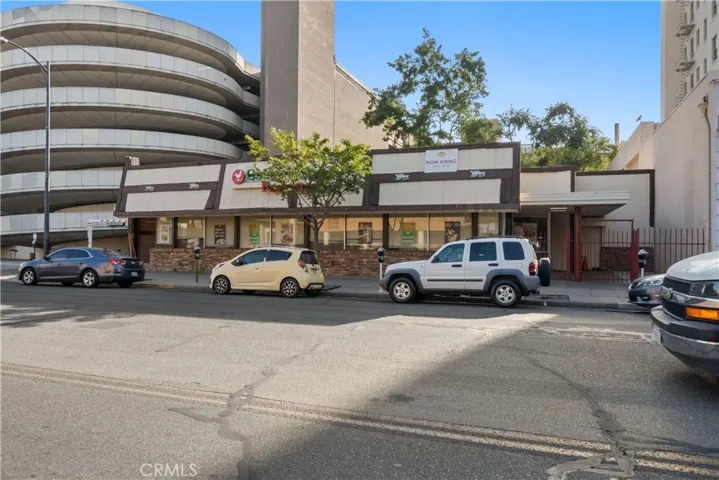 831 Van Ness Avenue, Fresno, California 93721