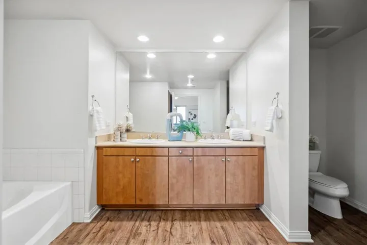 46 W Julian Street 508, San Jose, California 95110