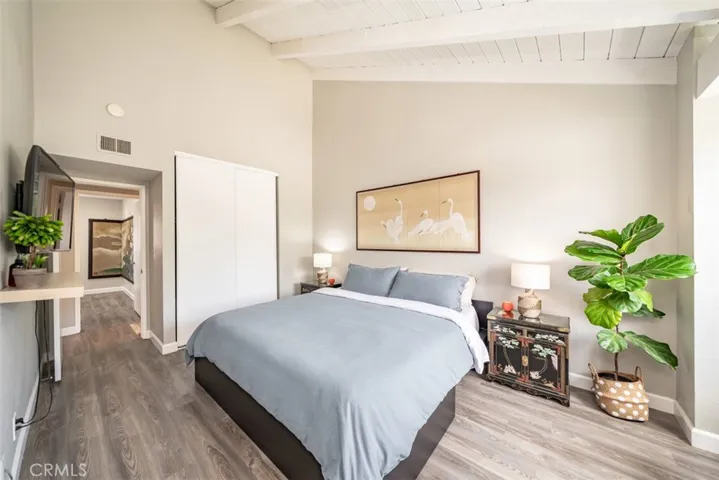 19 Latitude Court 14, Newport Beach, California 92663