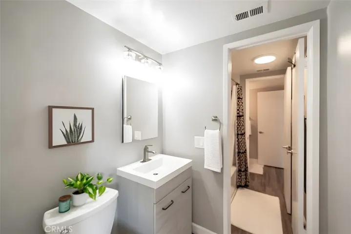 19 Latitude Court 14, Newport Beach, California 92663