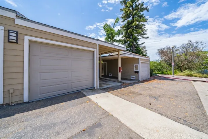19 Latitude Court 14, Newport Beach, California 92663