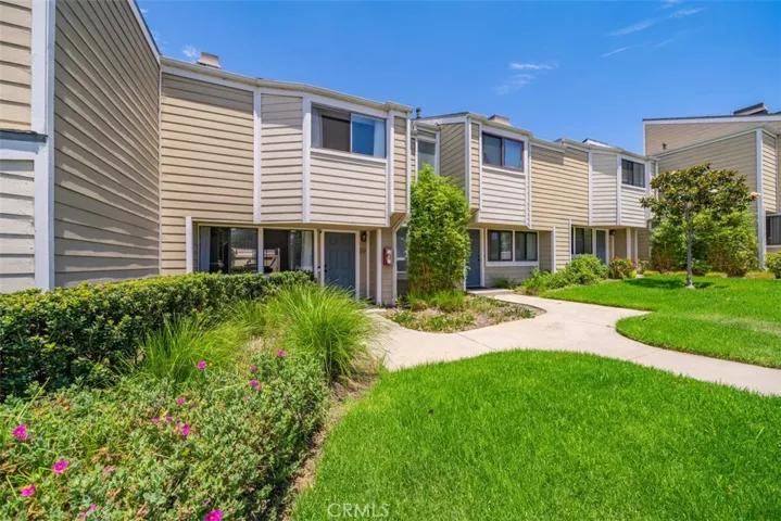19 Latitude Court 14, Newport Beach, California 92663