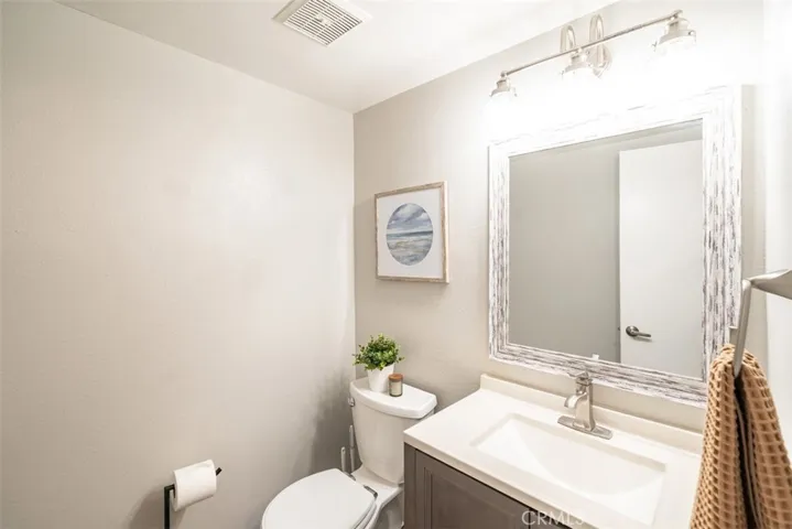 19 Latitude Court 14, Newport Beach, California 92663
