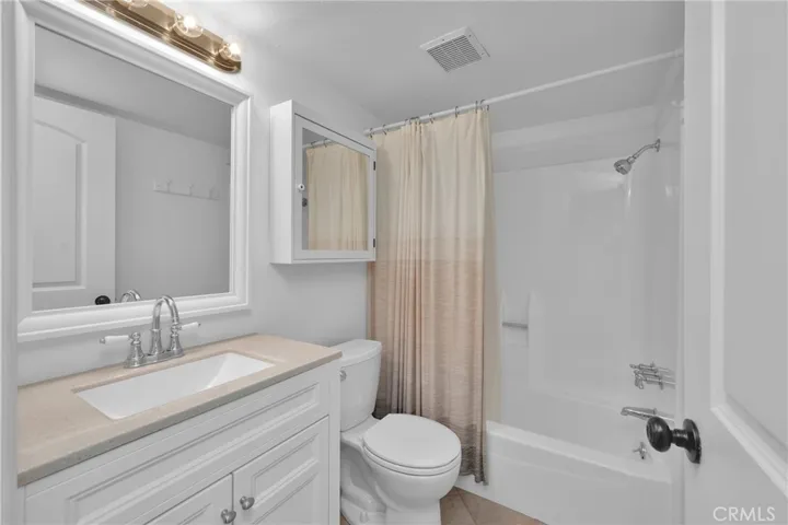 24935 Acacia Lane 2, Laguna Hills, California 92653