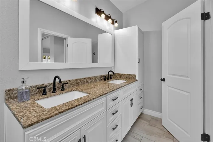 24935 Acacia Lane 2, Laguna Hills, California 92653