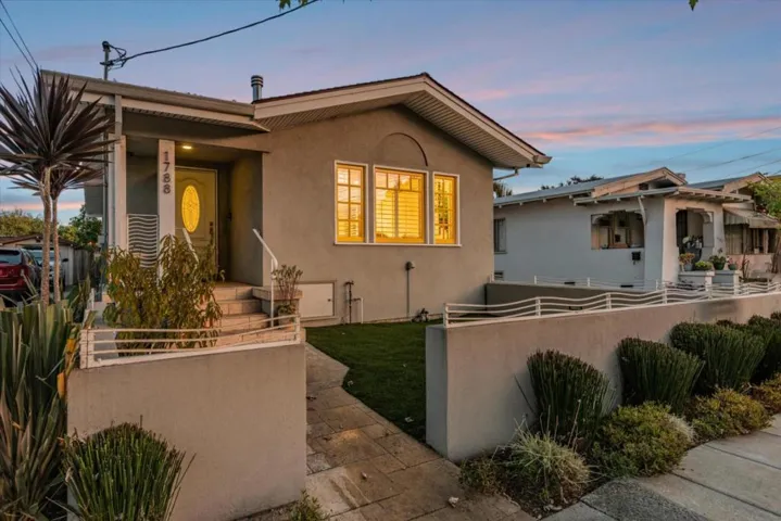 1788 Pearl Street, Alameda, California 94501