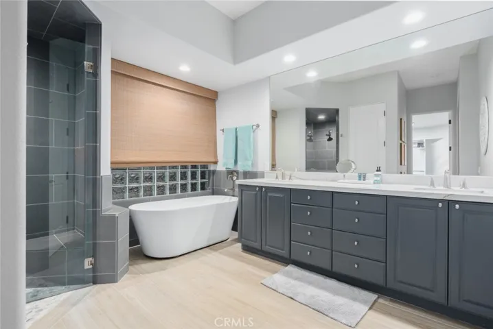 24 Merill Drive, Palm Desert, California 92260