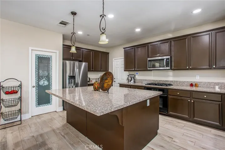 1708 Harrison Lane, Redlands, California 92374