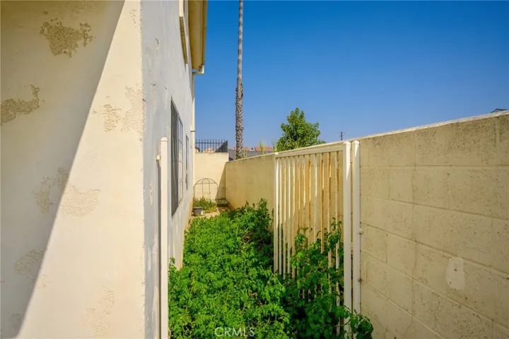 16812 S Dalton Avenue, Gardena, California 90247
